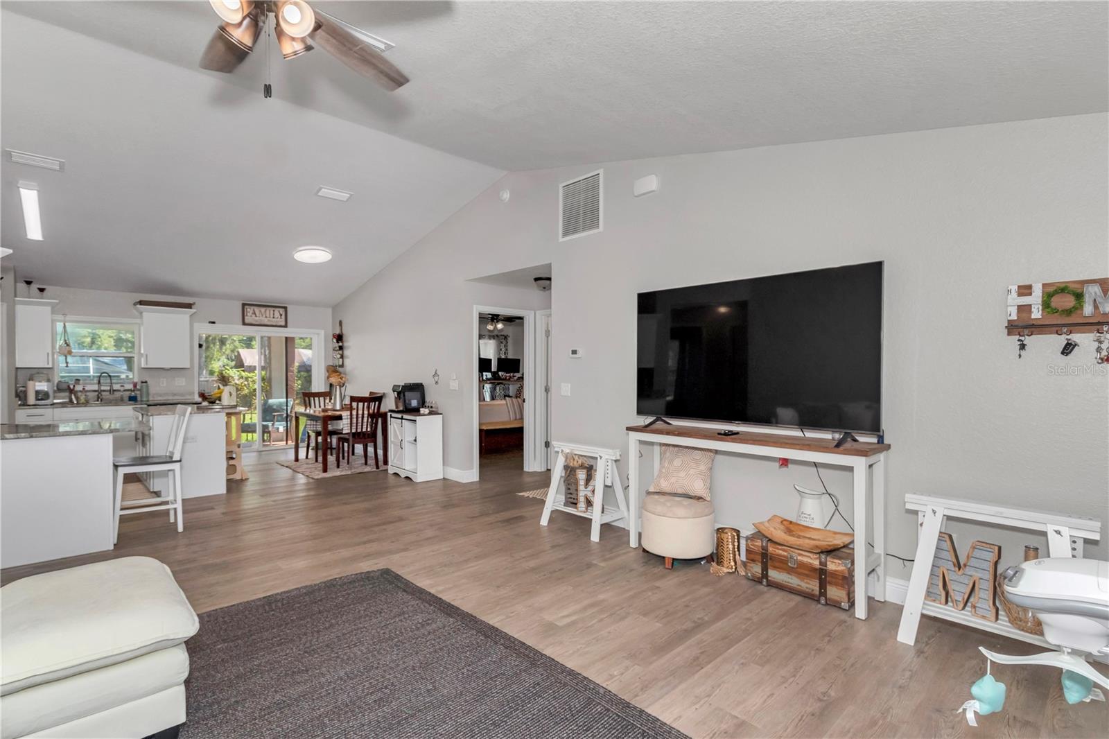 BELLEVIEW HEIGHTS ESTATES - Residential
