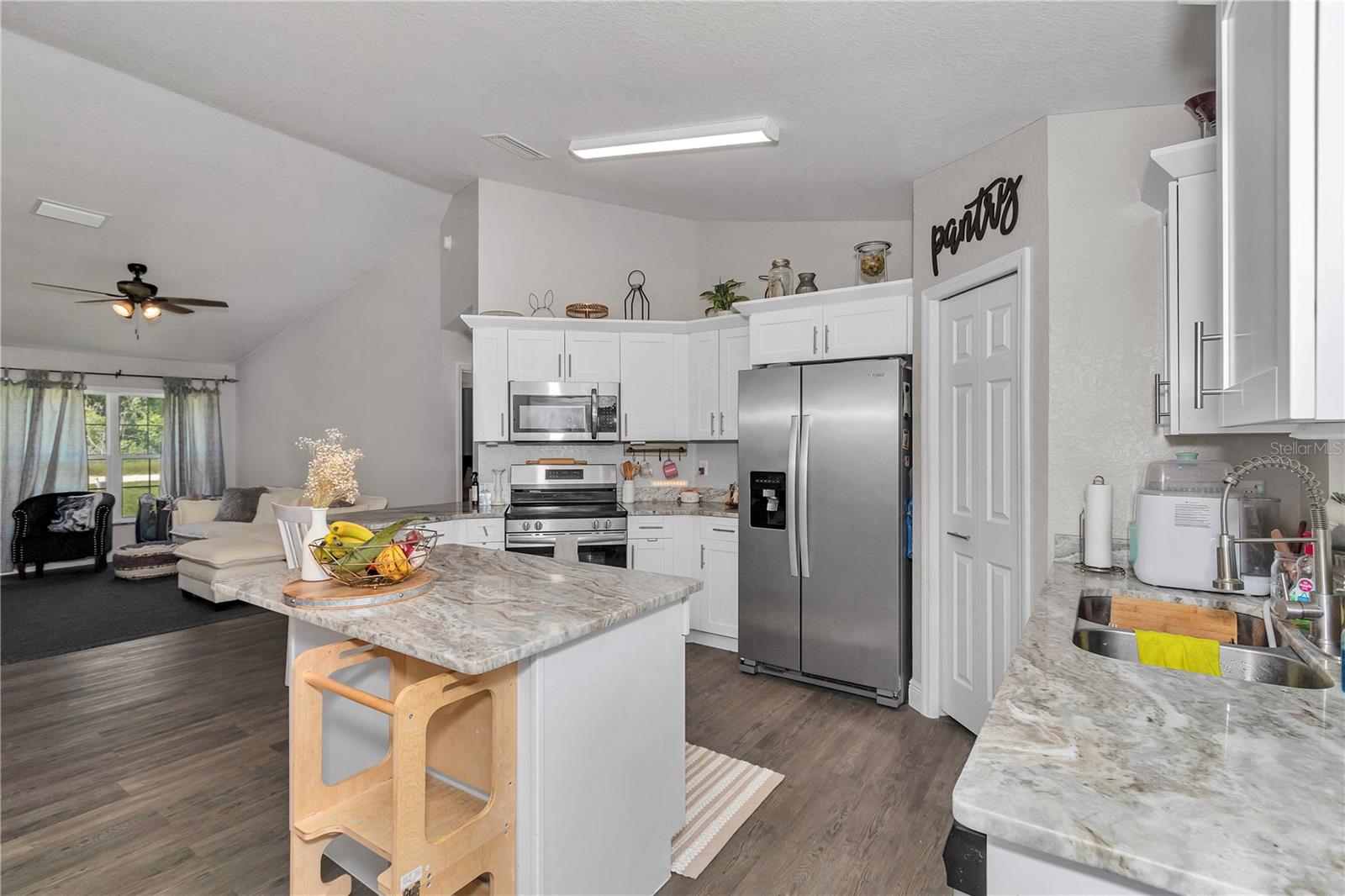 BELLEVIEW HEIGHTS ESTATES - Residential