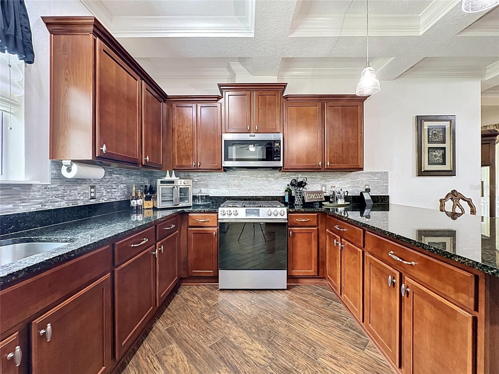 THE CASCADES OF GROVELAND - Residential