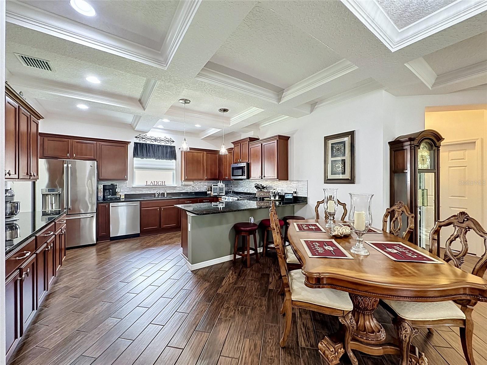THE CASCADES OF GROVELAND - Residential