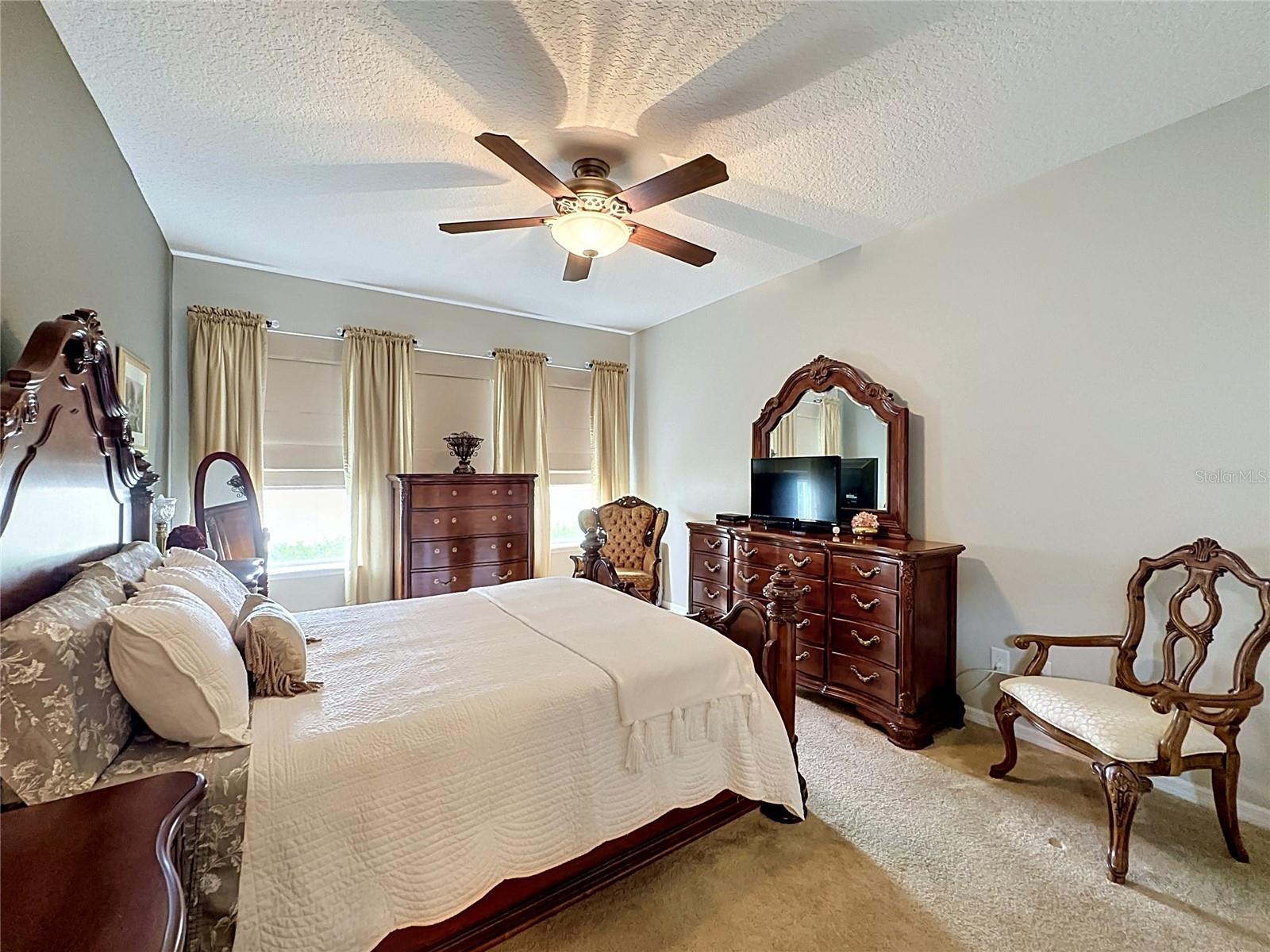 THE CASCADES OF GROVELAND - Residential