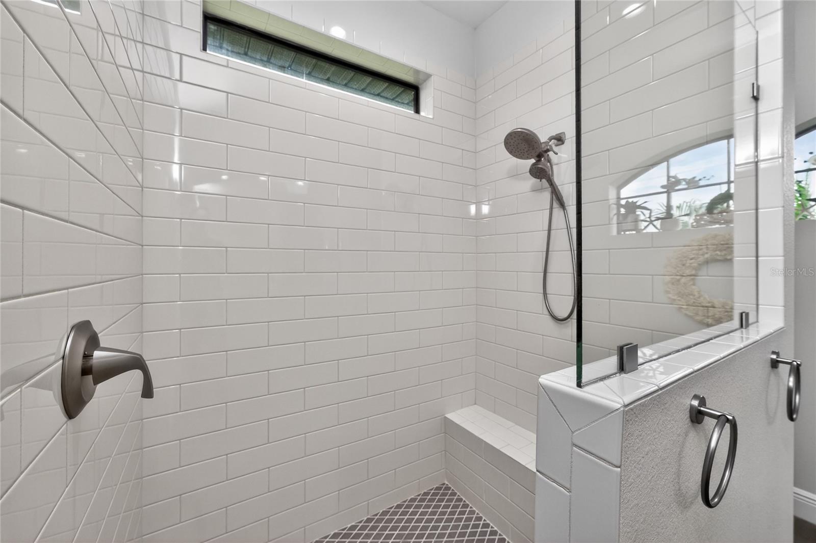 ROTONDA WHITE MARSH - Residential