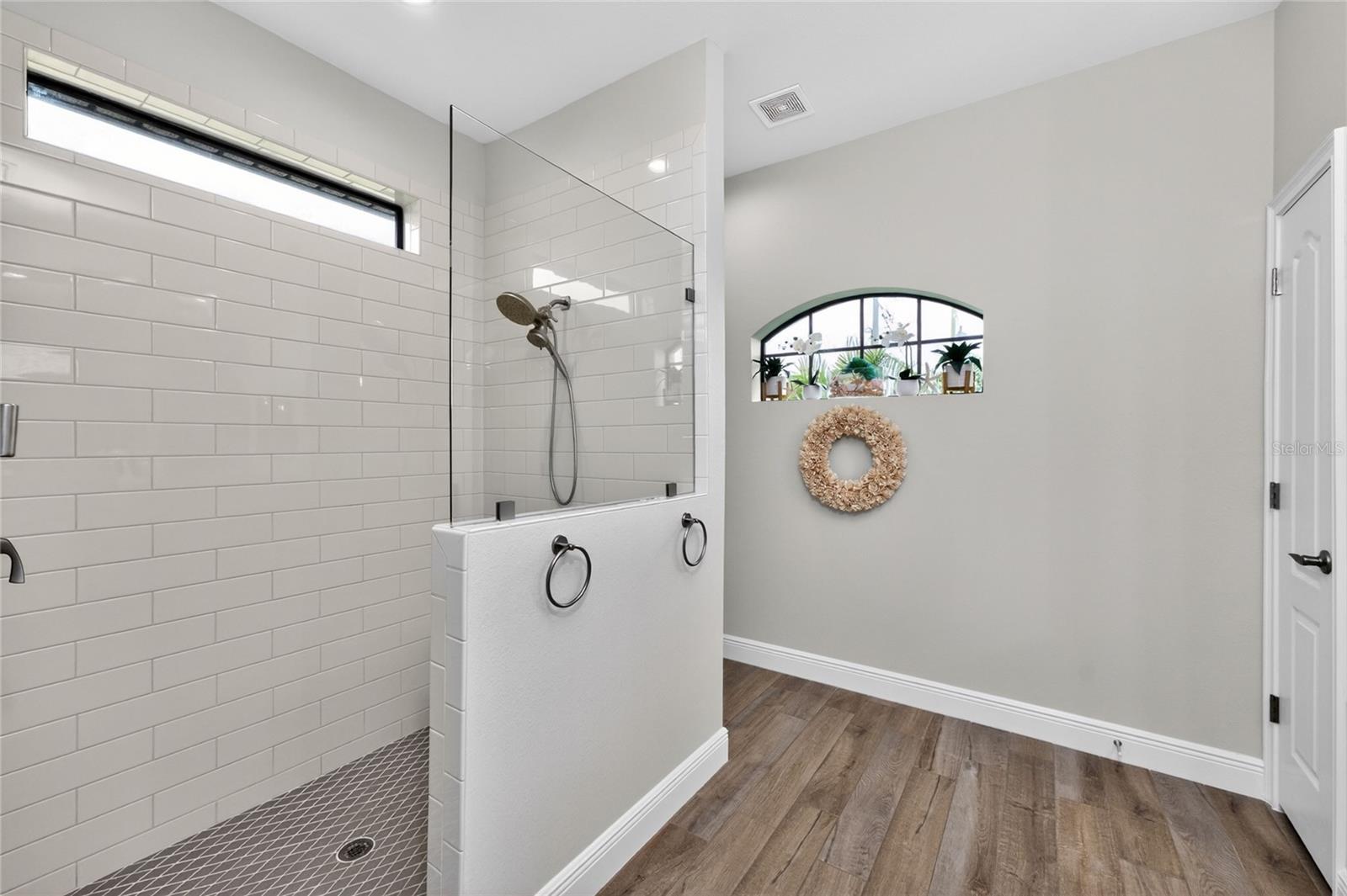 ROTONDA WHITE MARSH - Residential