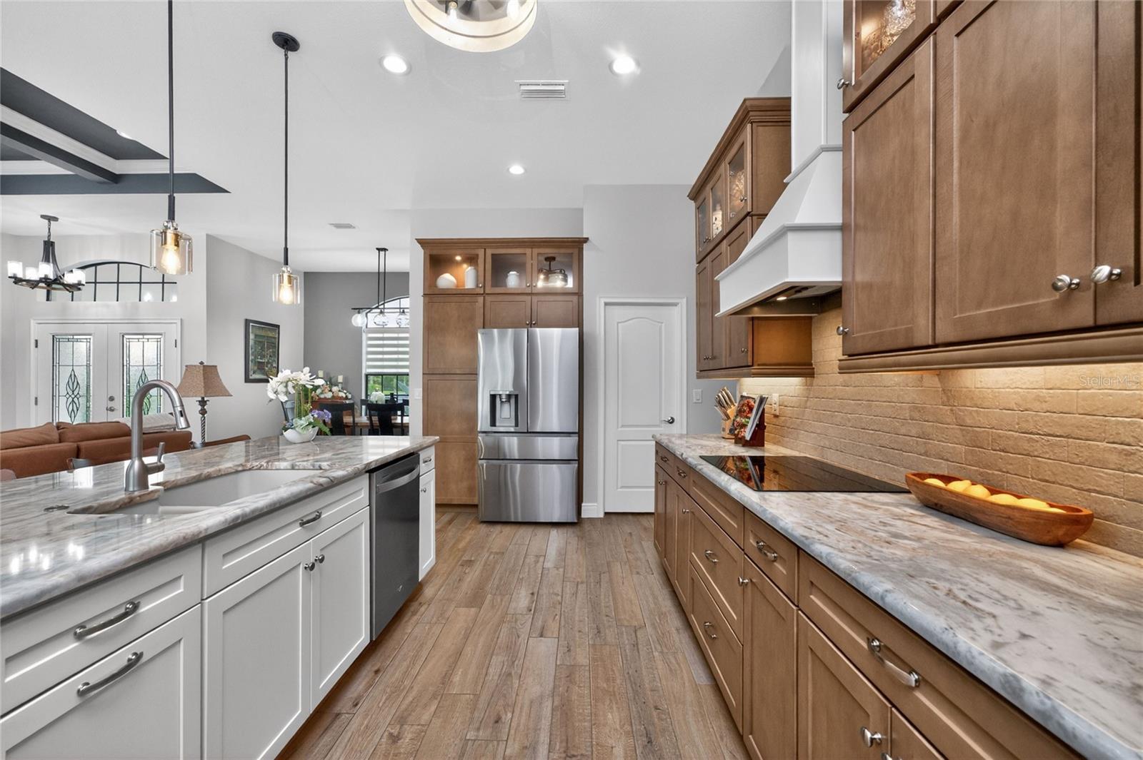 ROTONDA WHITE MARSH - Residential