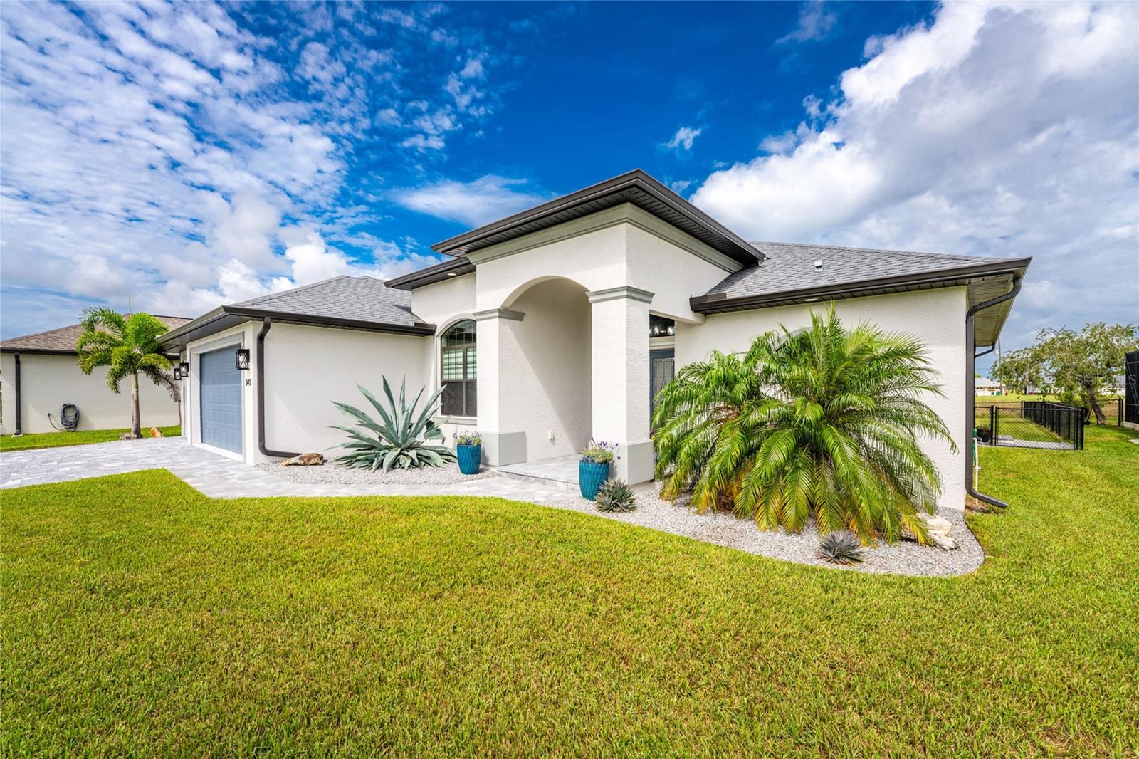 ROTONDA WHITE MARSH - Residential
