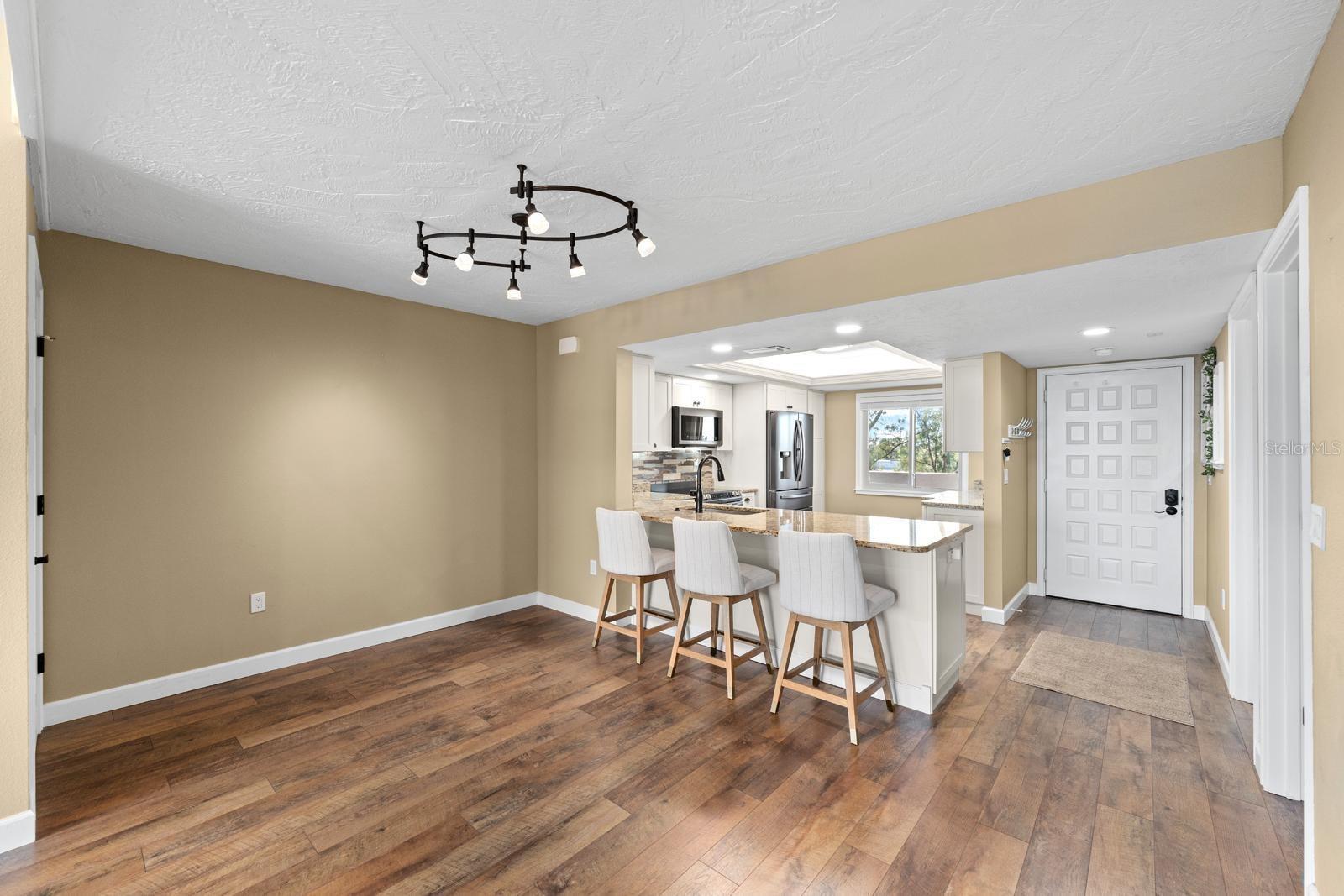 THE WATERWAY PH I - Residential