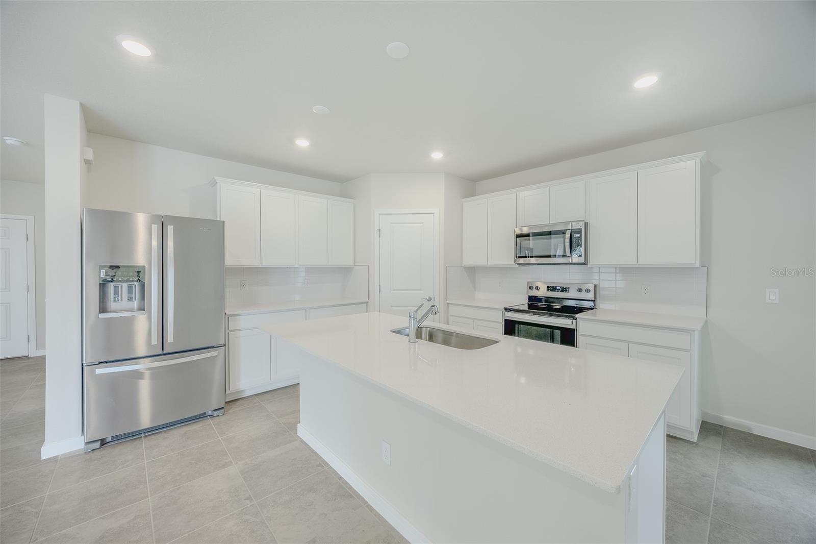 AMELIA GROVES PH 1 - Residential Lease