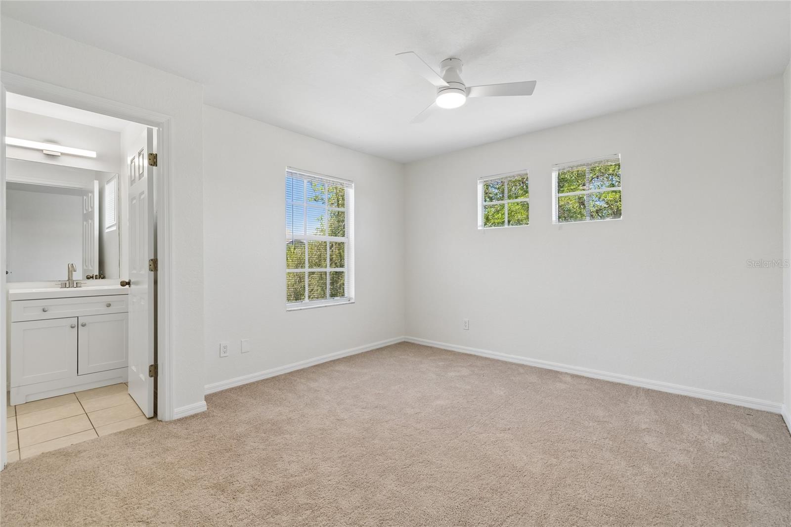 RIVERCREST TOWNHOMES WEST PHASE 1 - Residential