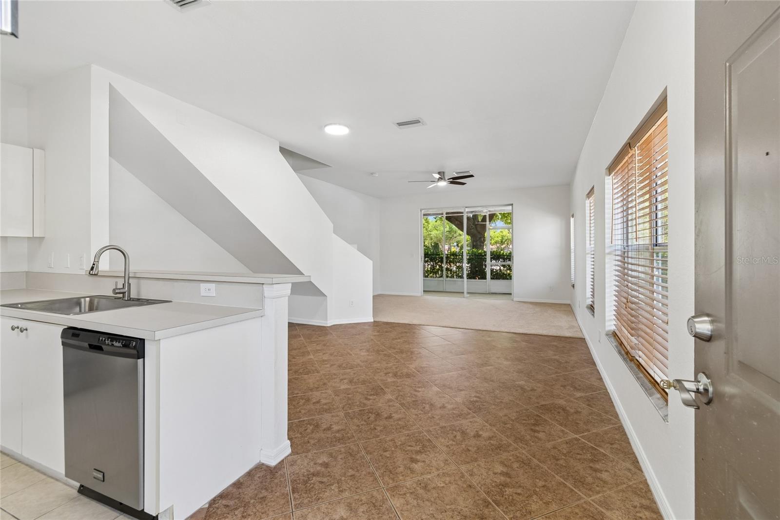 RIVERCREST TOWNHOMES WEST PHASE 1 - Residential