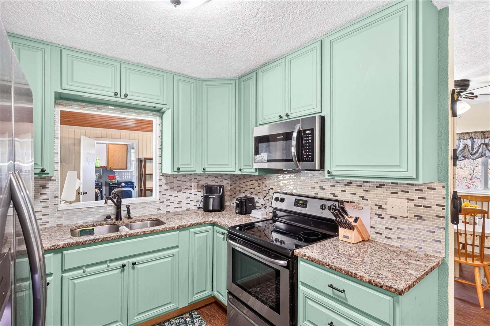 LEISURE SHORES - Residential