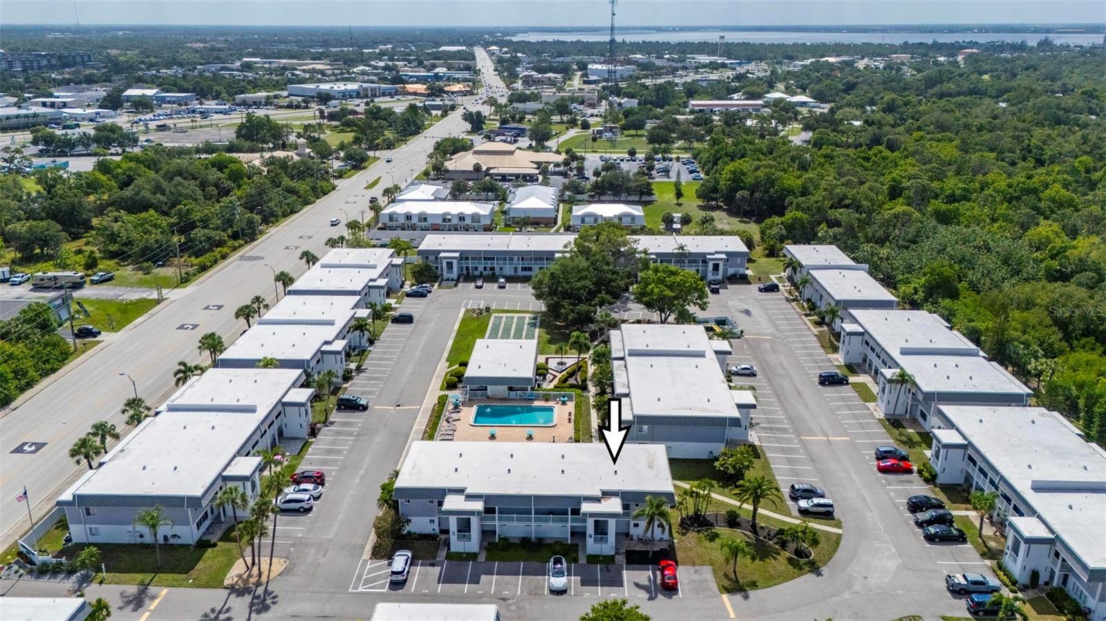 EDGEWATER VILLAGE BLDG E - Residential