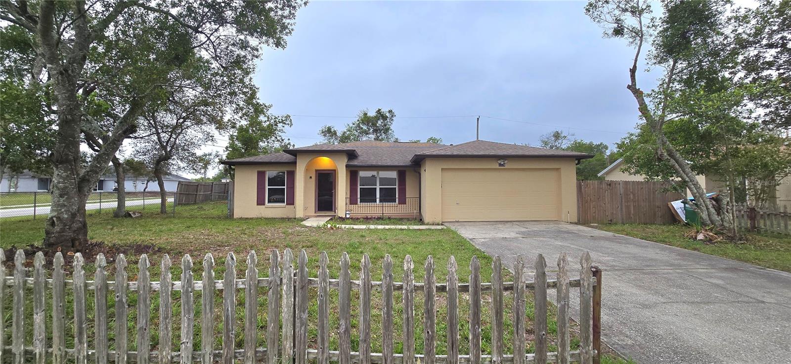 DELTONA LAKES UNIT 32 - Residential