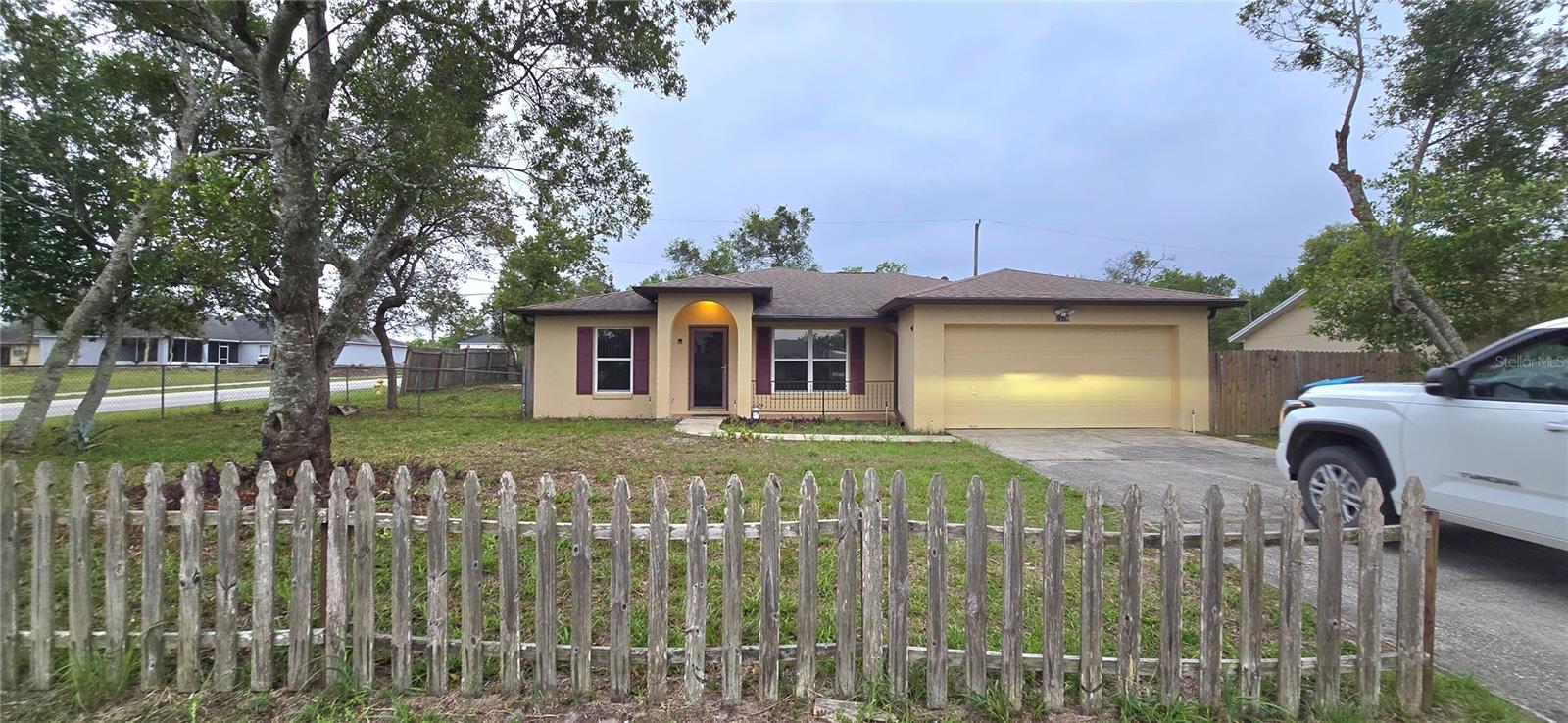 DELTONA LAKES UNIT 32 - Residential