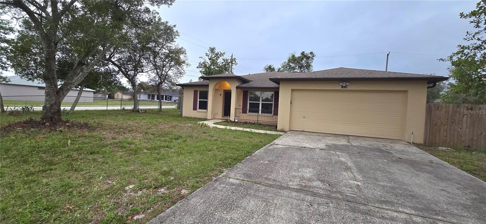DELTONA LAKES UNIT 32 - Residential