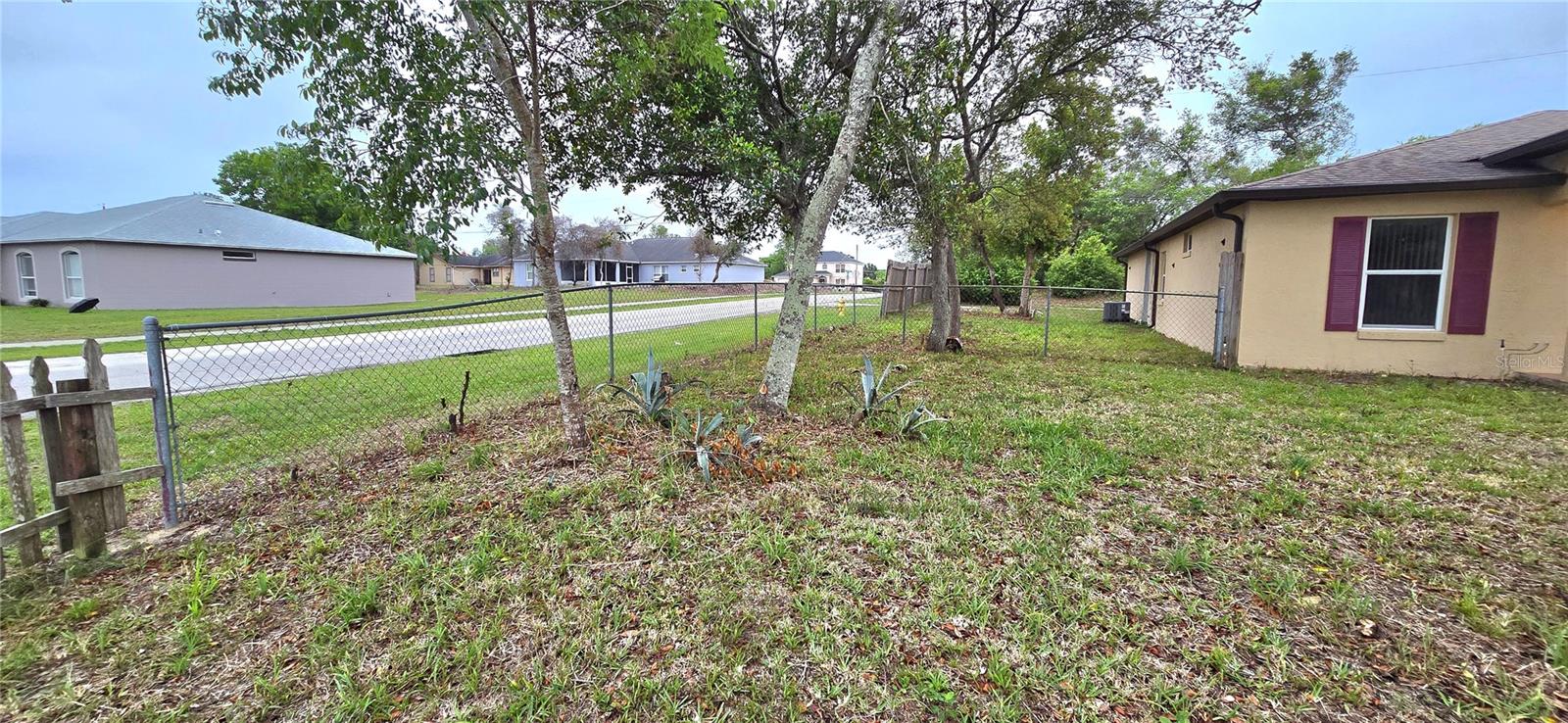 DELTONA LAKES UNIT 32 - Residential