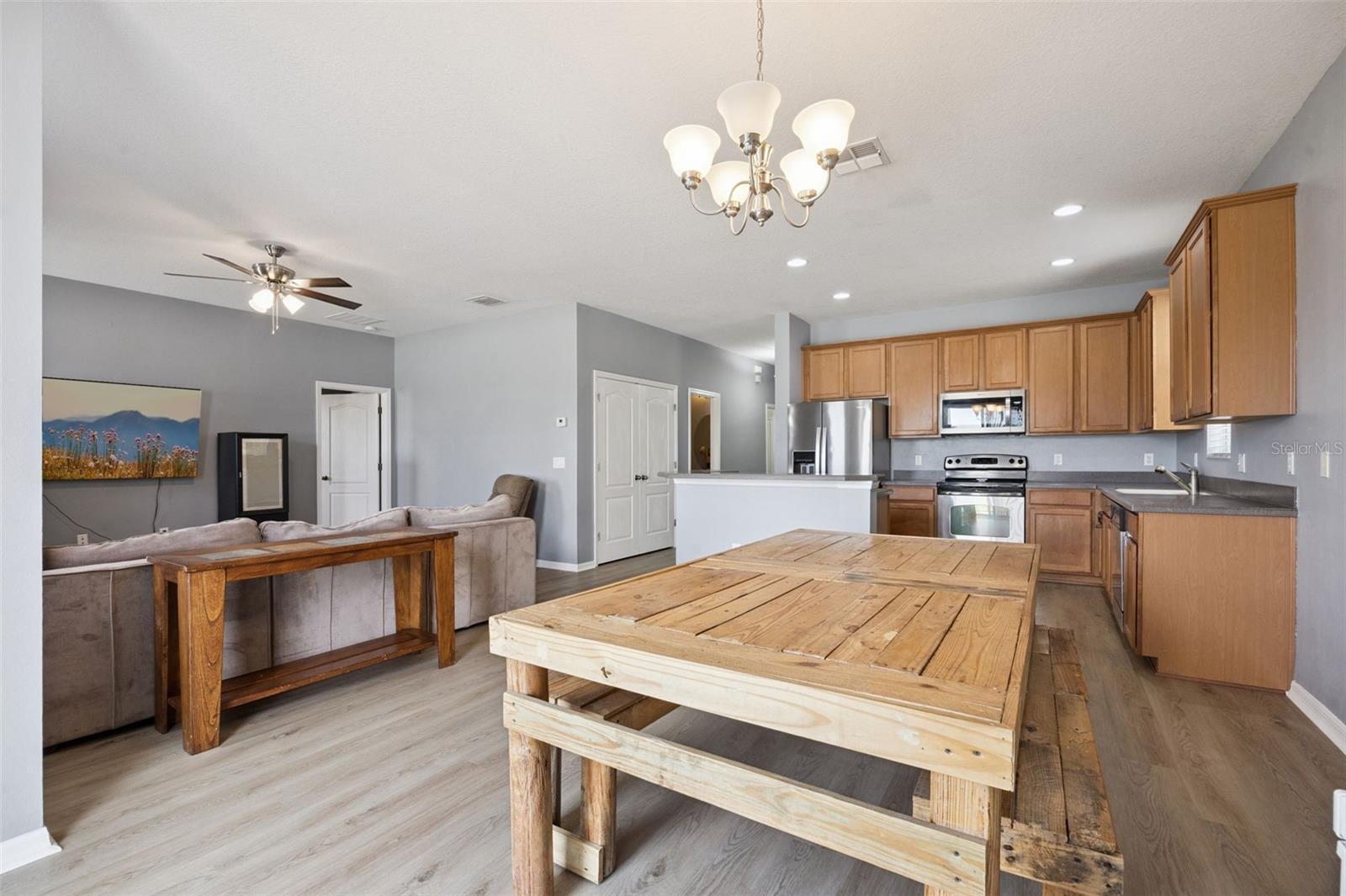 EUSTIS MISTY OAKS - Residential