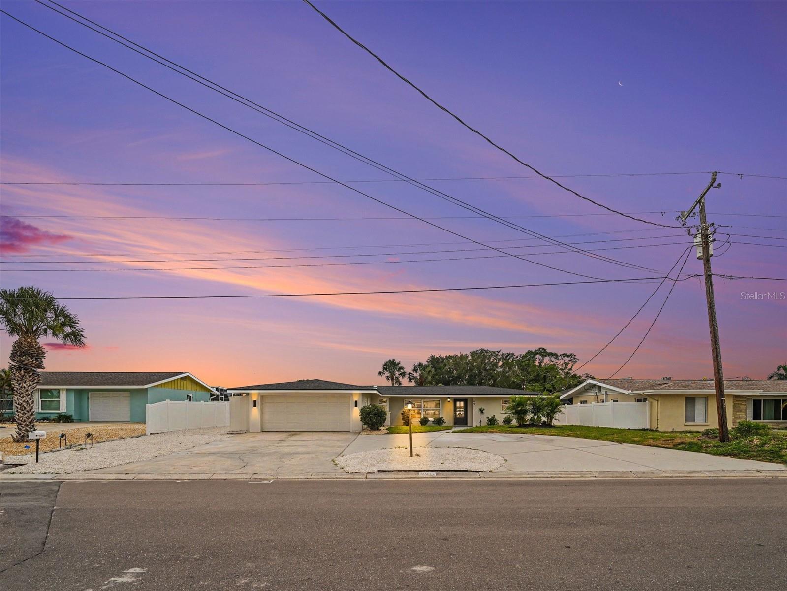 SAN REMO SHORES - Residential