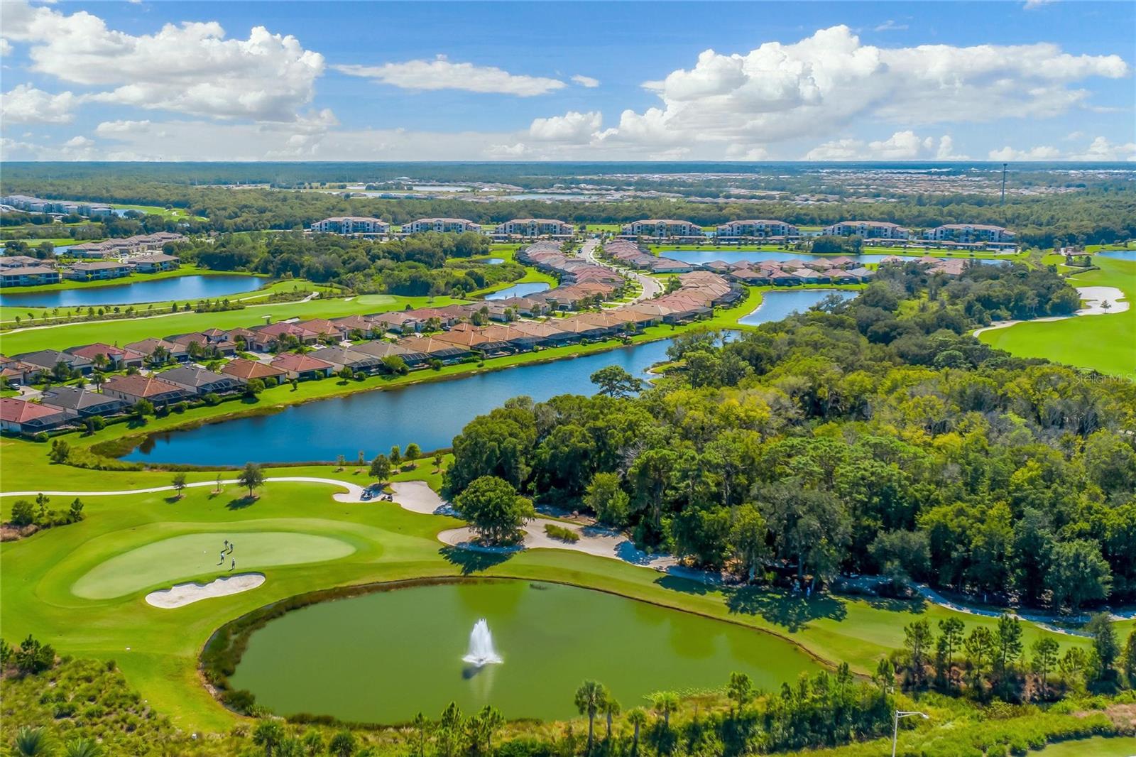 LAKEWOOD NATIONAL GOLF CULB PH II - Residential