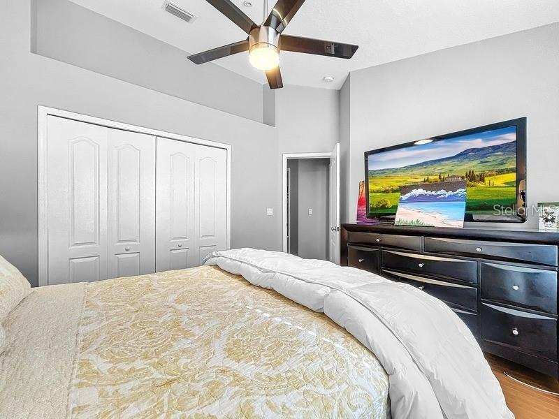BAYSHORE TWNHS - Residential