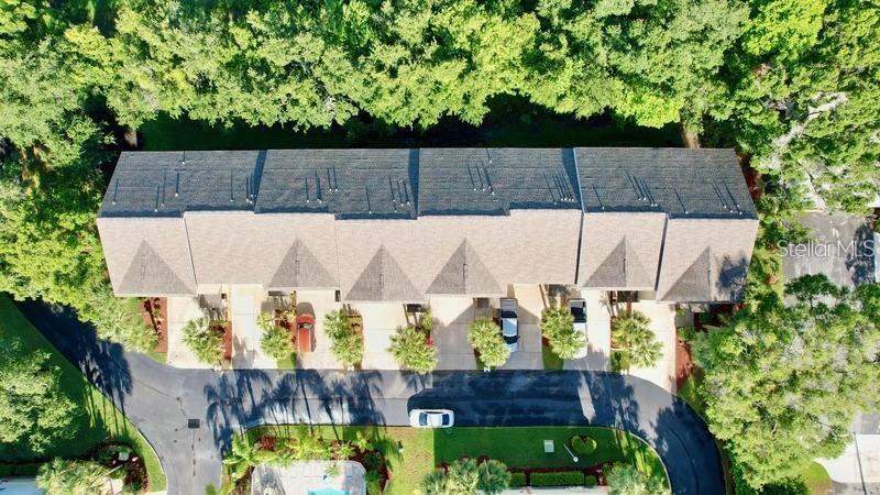 BAYSHORE TWNHS - Residential