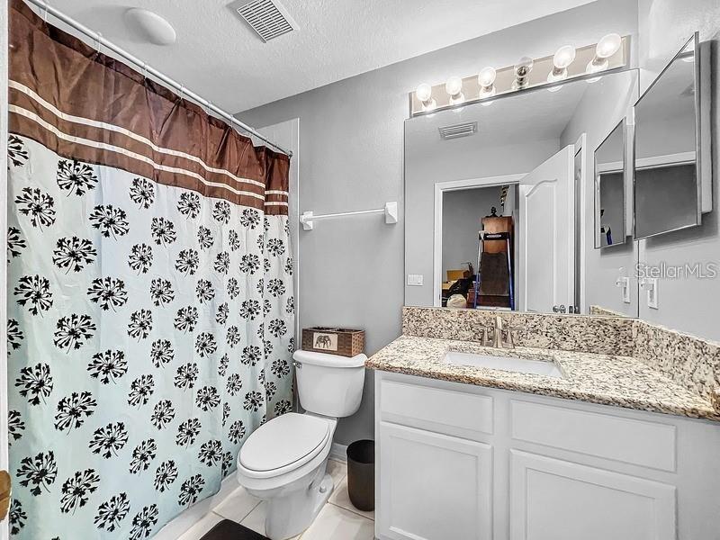 BAYSHORE TWNHS - Residential
