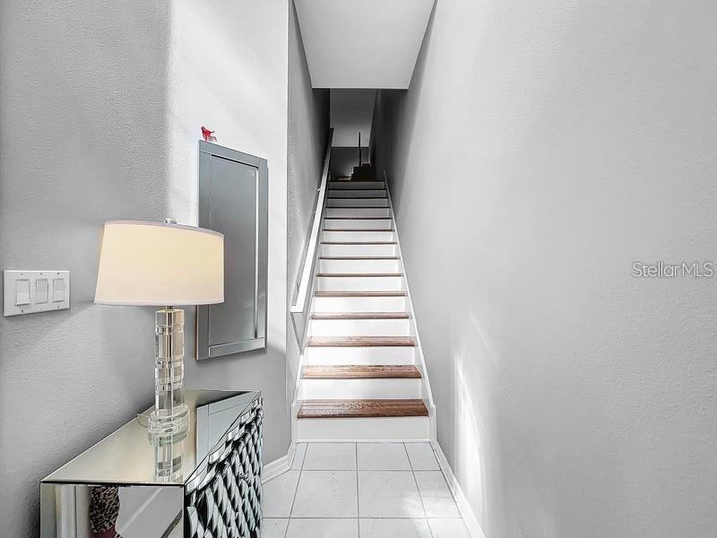 BAYSHORE TWNHS - Residential