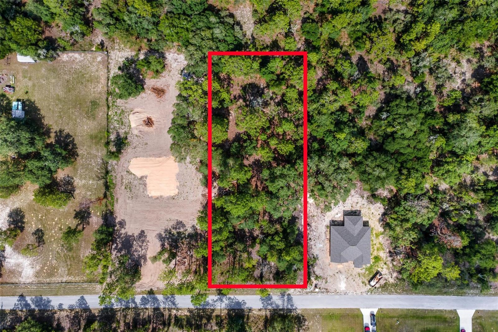 RAINBOW LAKES ESTATE - Land