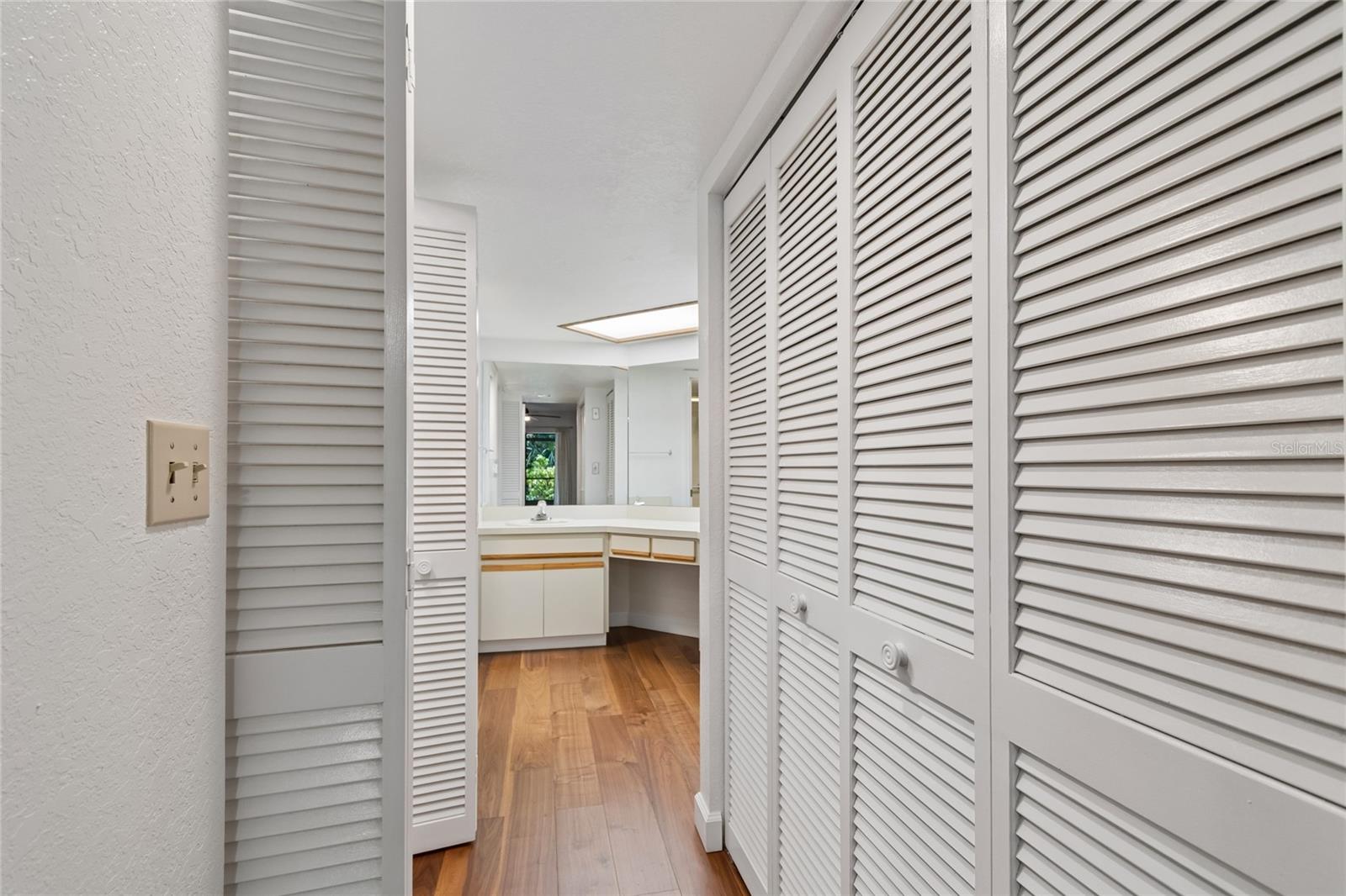 OAKS OF SEMINOLE CONDO - Residential
