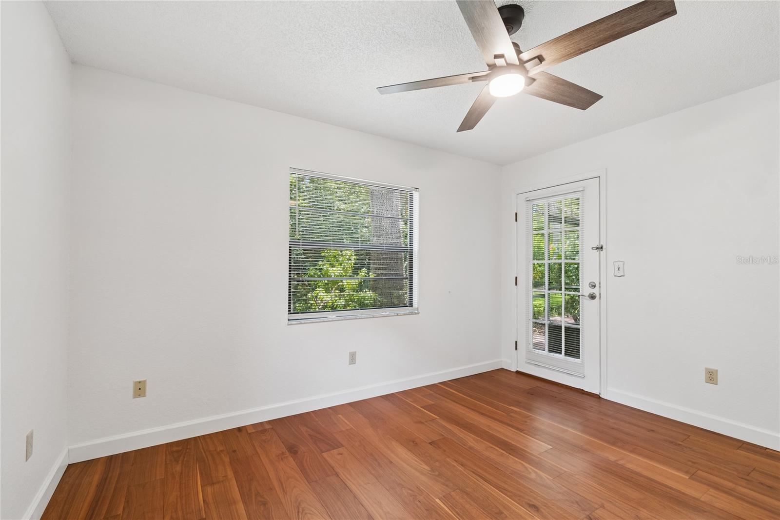 OAKS OF SEMINOLE CONDO - Residential