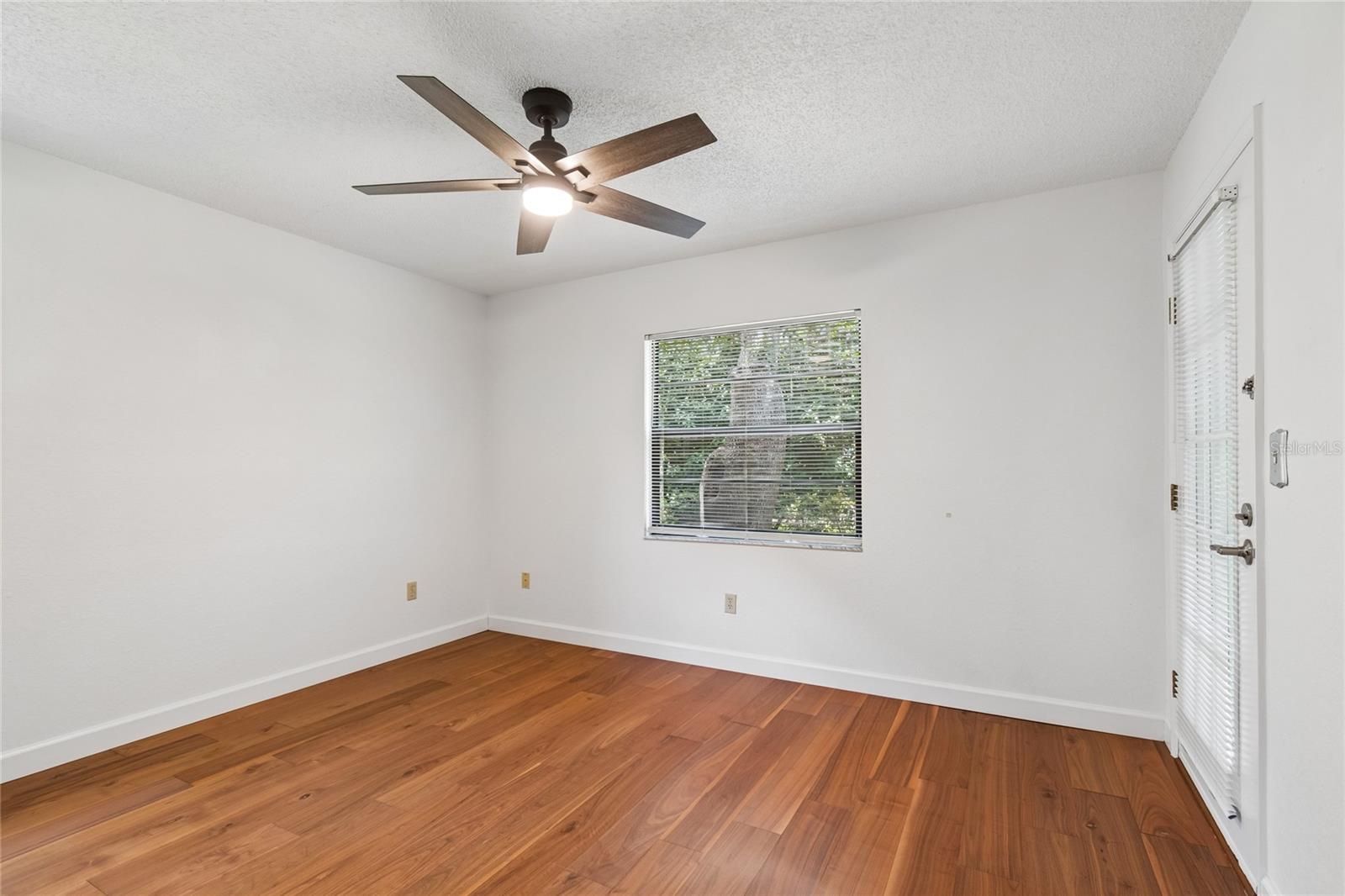 OAKS OF SEMINOLE CONDO - Residential