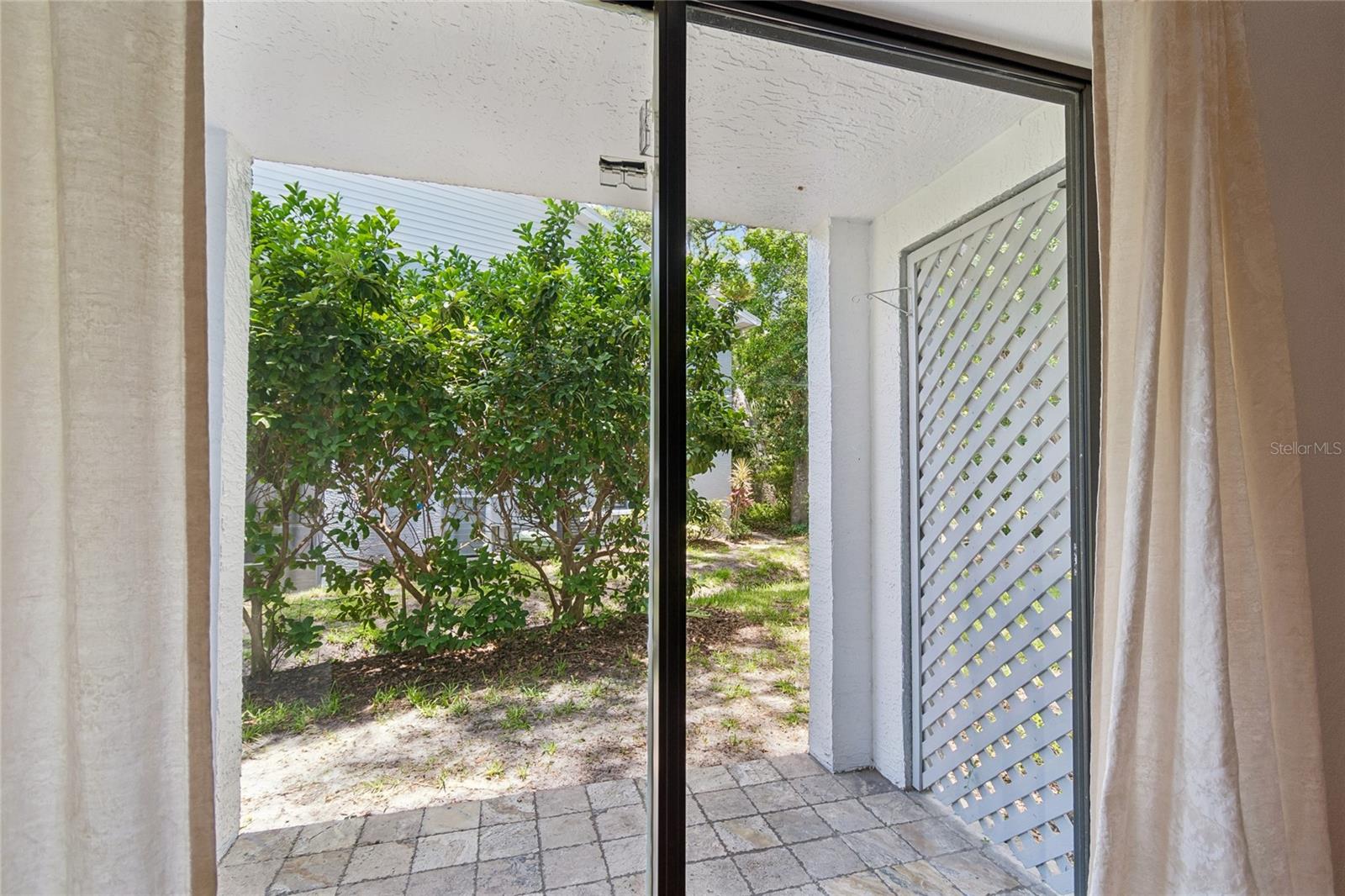 OAKS OF SEMINOLE CONDO - Residential