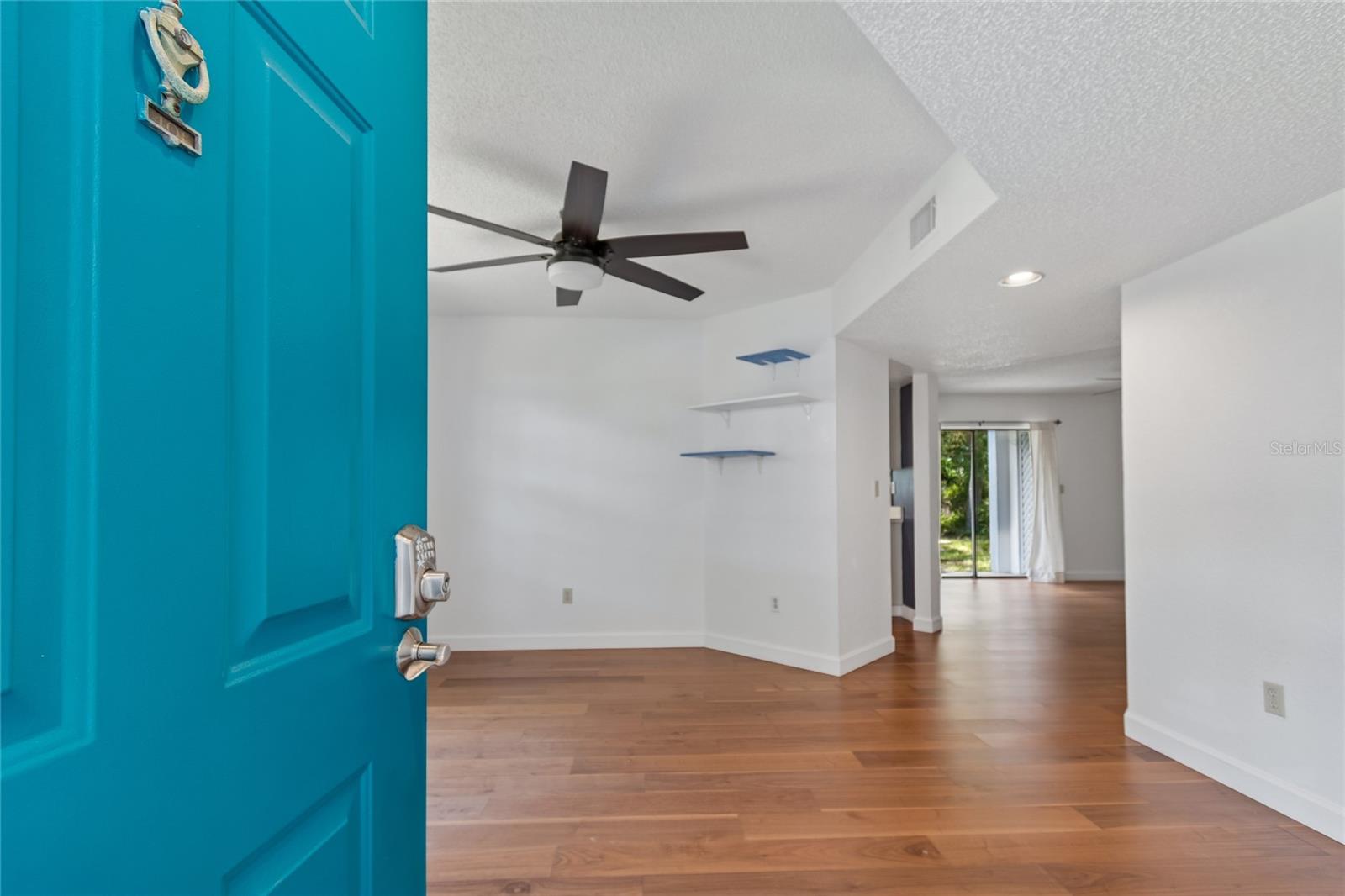 OAKS OF SEMINOLE CONDO - Residential