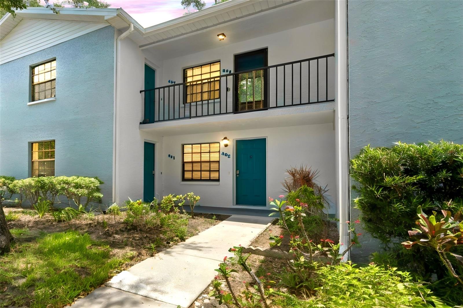 OAKS OF SEMINOLE CONDO - Residential
