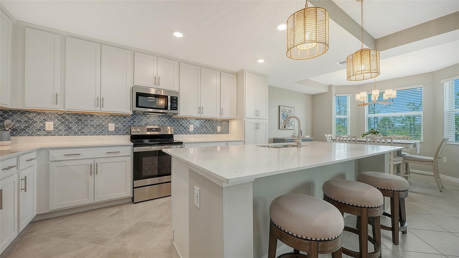WELLEN PARK GOLF AND COUNTRY CLUB - Residential