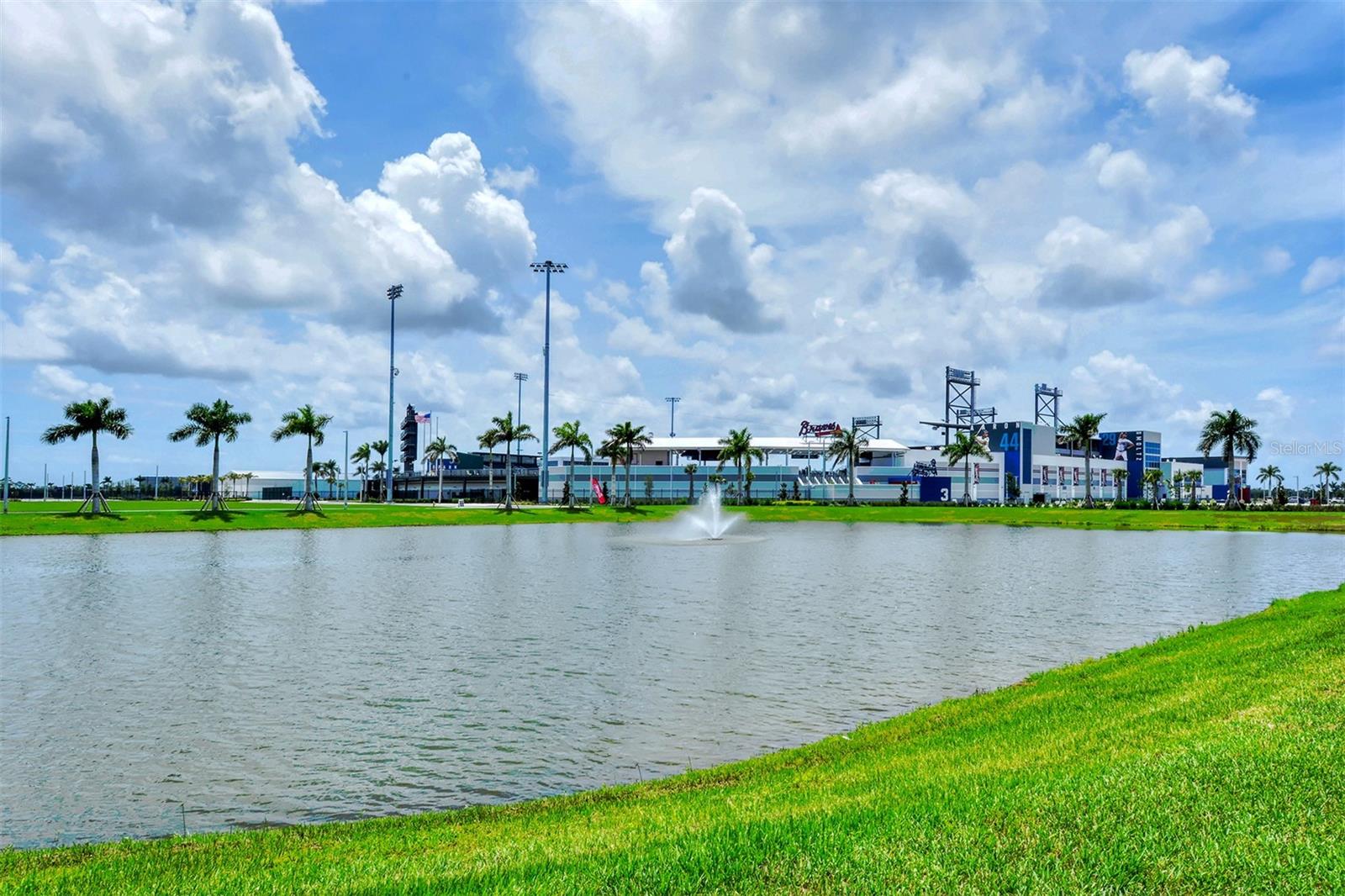 WELLEN PARK GOLF AND COUNTRY CLUB - Residential