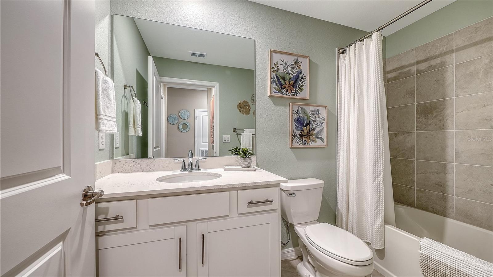 WELLEN PARK GOLF AND COUNTRY CLUB - Residential