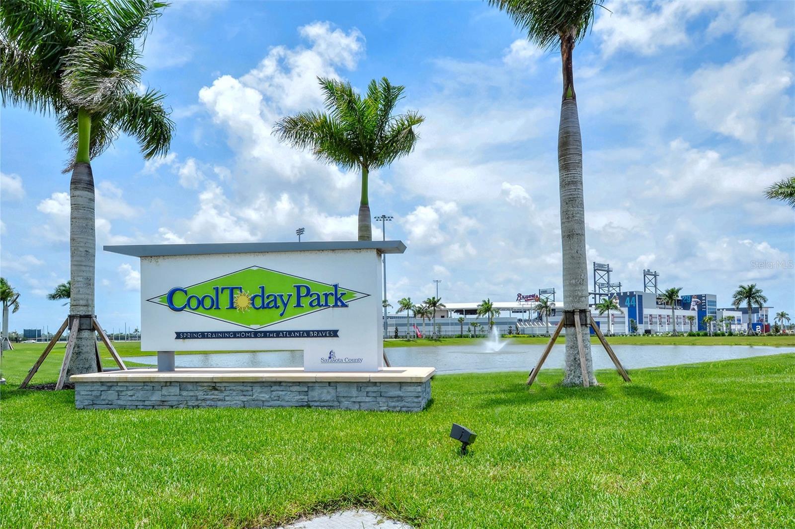 WELLEN PARK GOLF AND COUNTRY CLUB - Residential