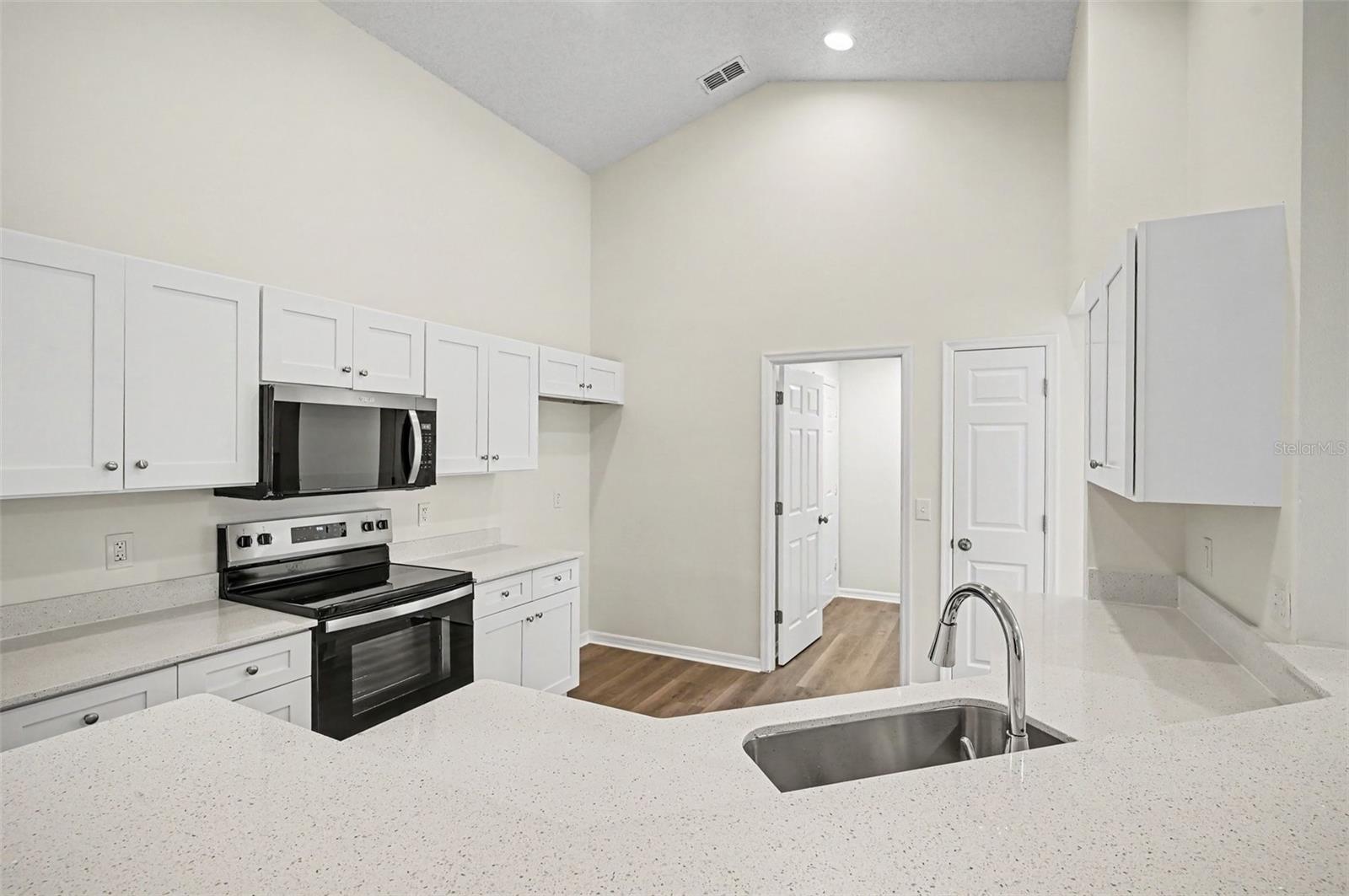 RIVERWALK - Residential
