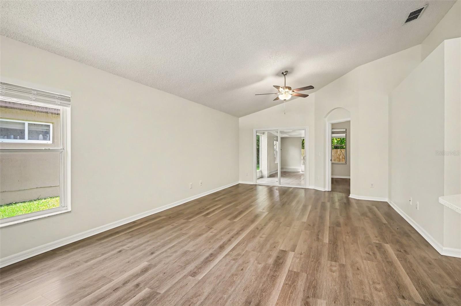 RIVERWALK - Residential