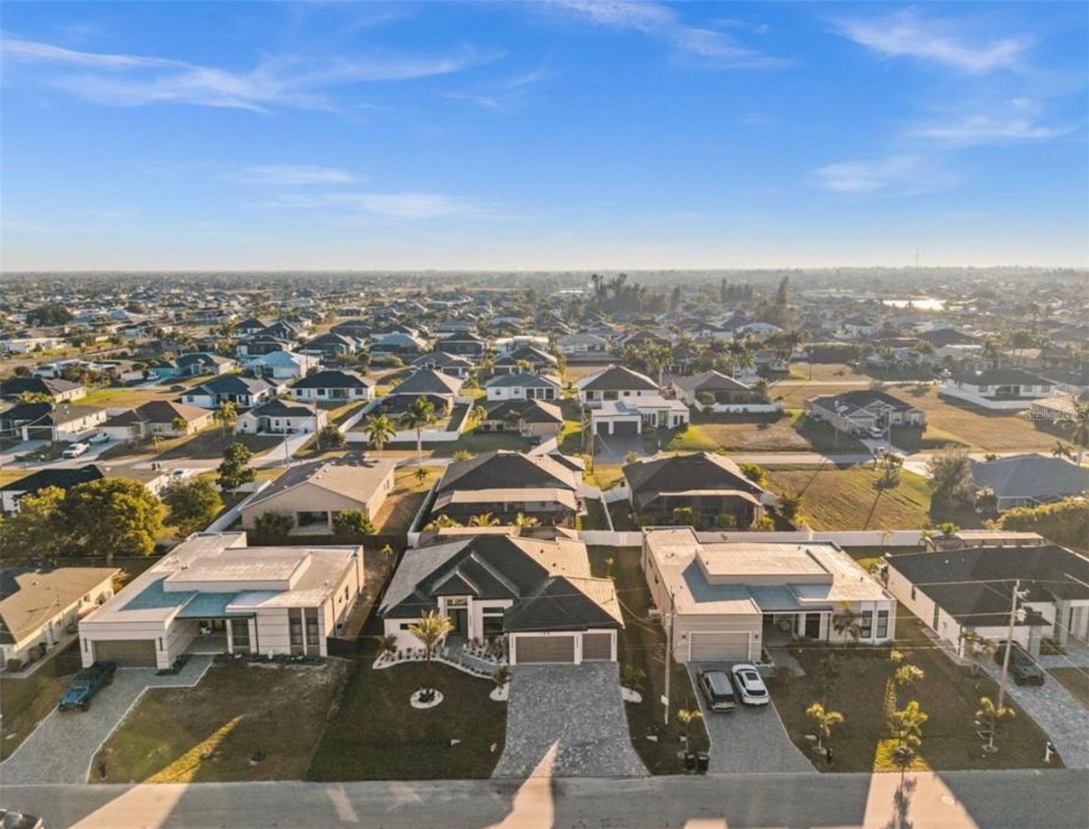 CAPE CORAL - Residential