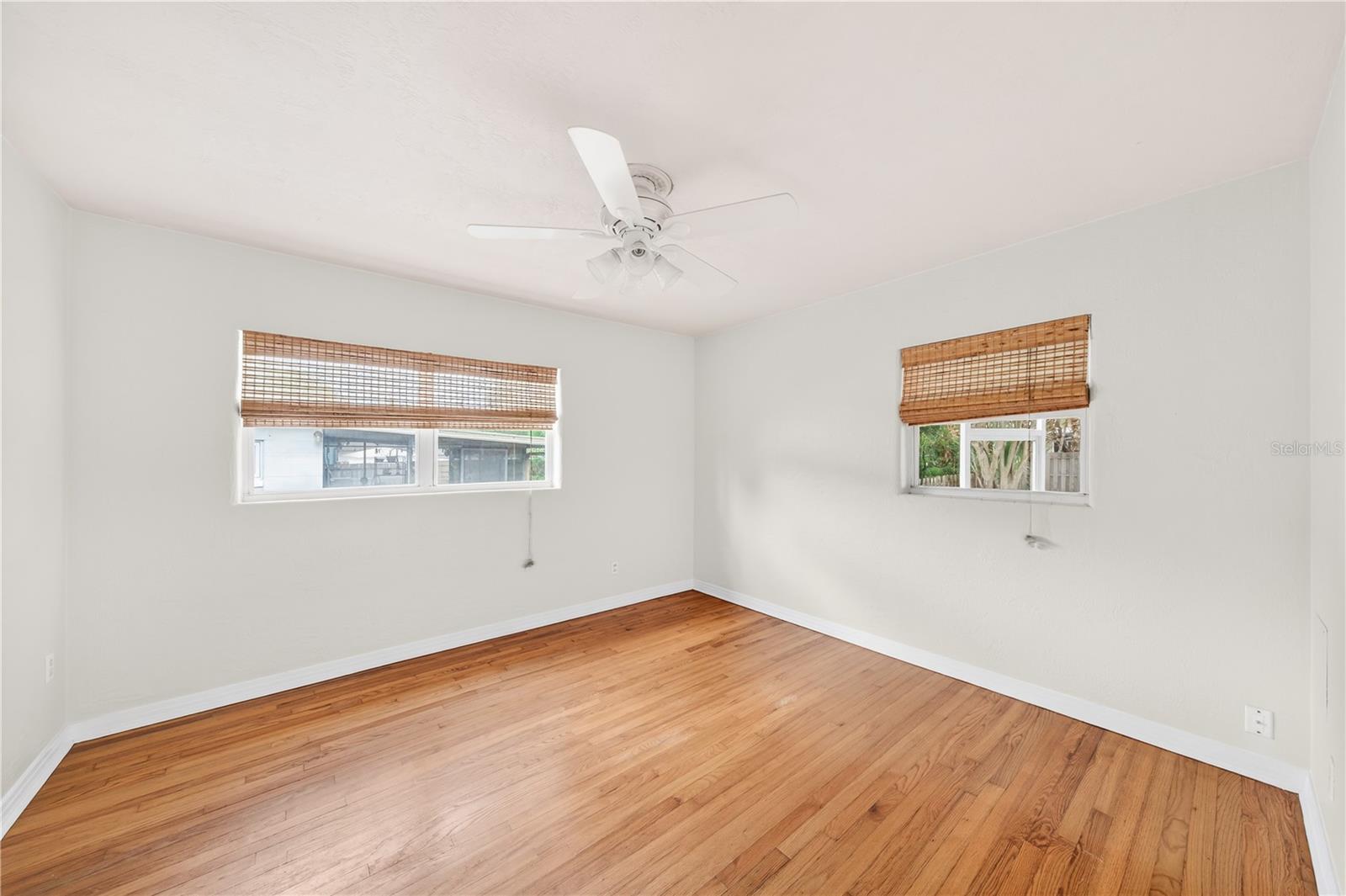 SUNSHINE GARDENS - Residential