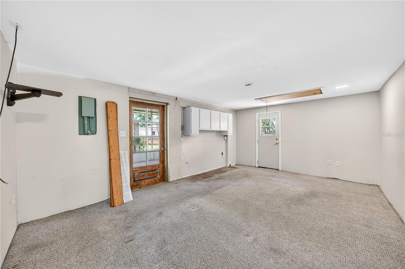 SUNSHINE GARDENS - Residential