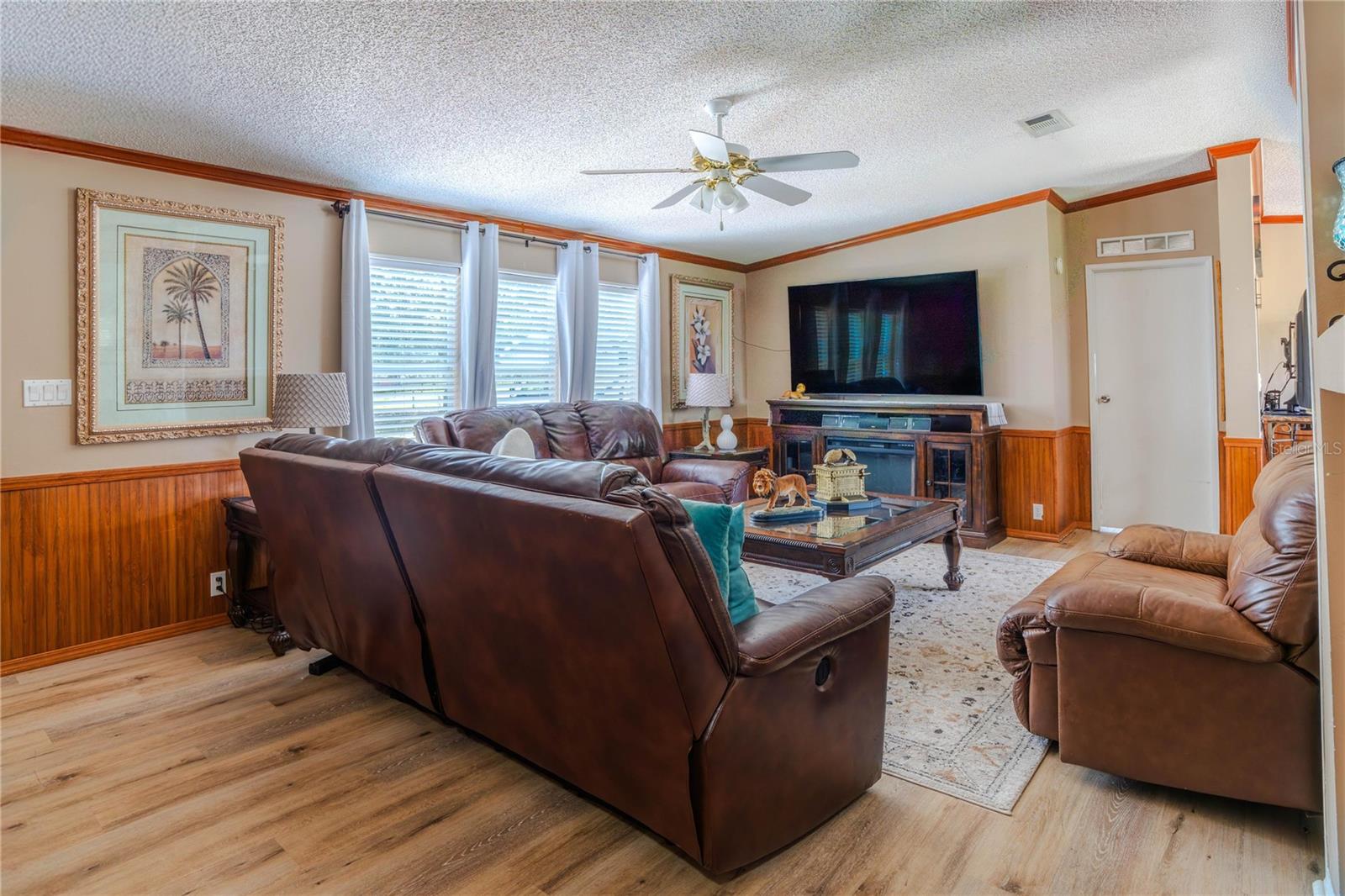 UNINCORPORATED OUT OF COUNTY - Residential