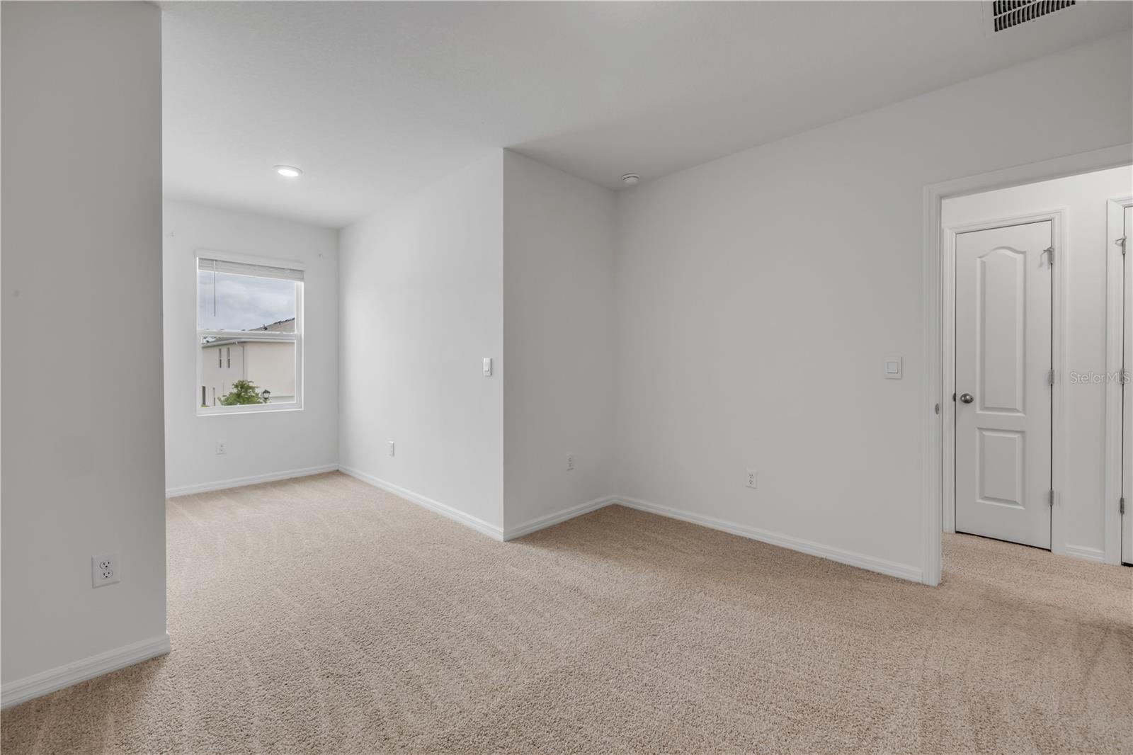 RESERVE/STRICKLAND - Residential