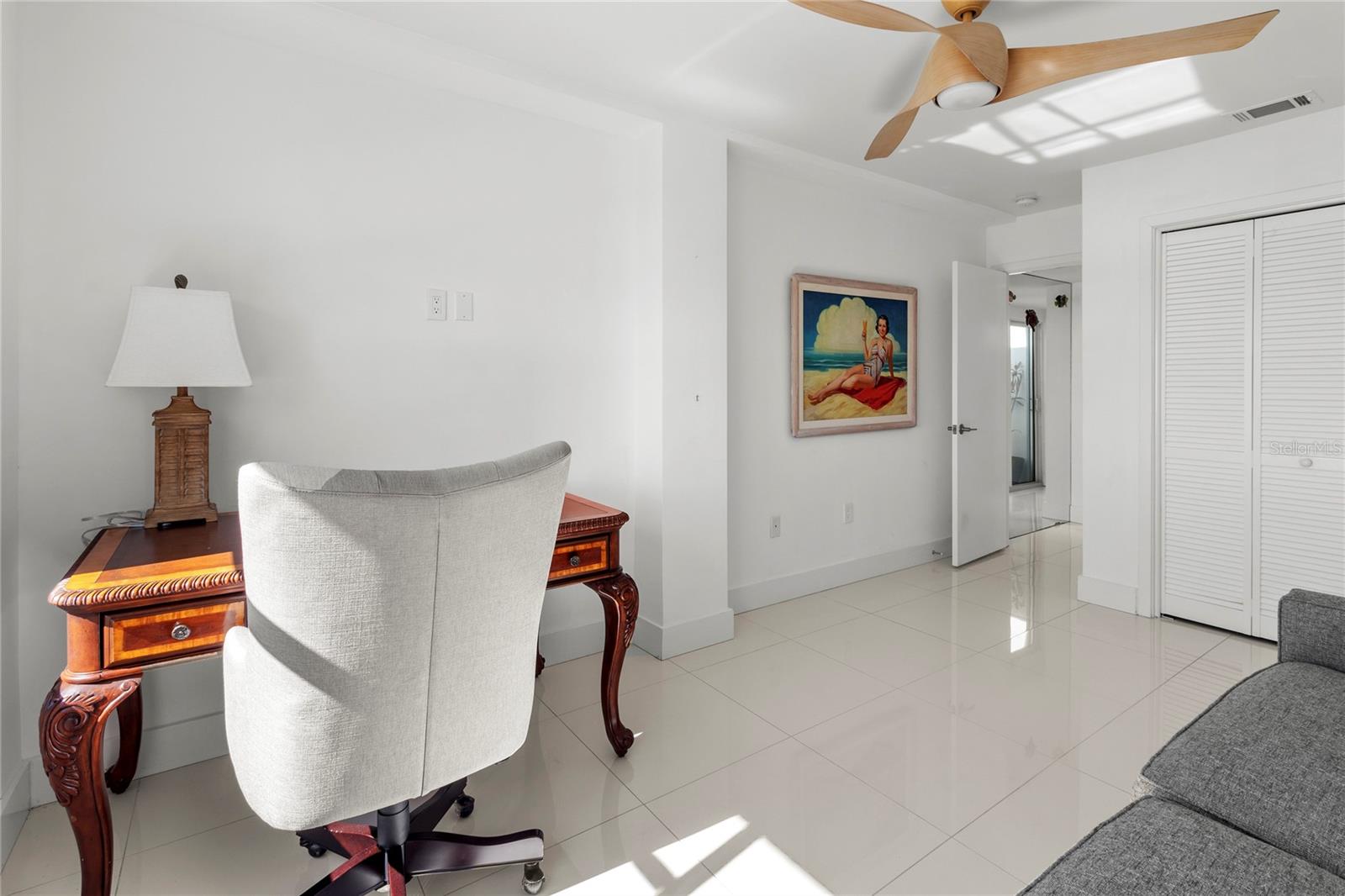 HARBOR HOUSE SOUTH - Residential