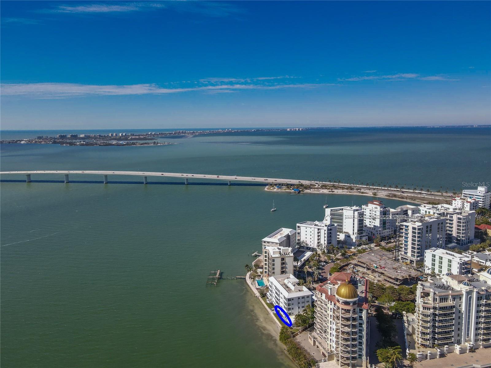 HARBOR HOUSE SOUTH - Residential