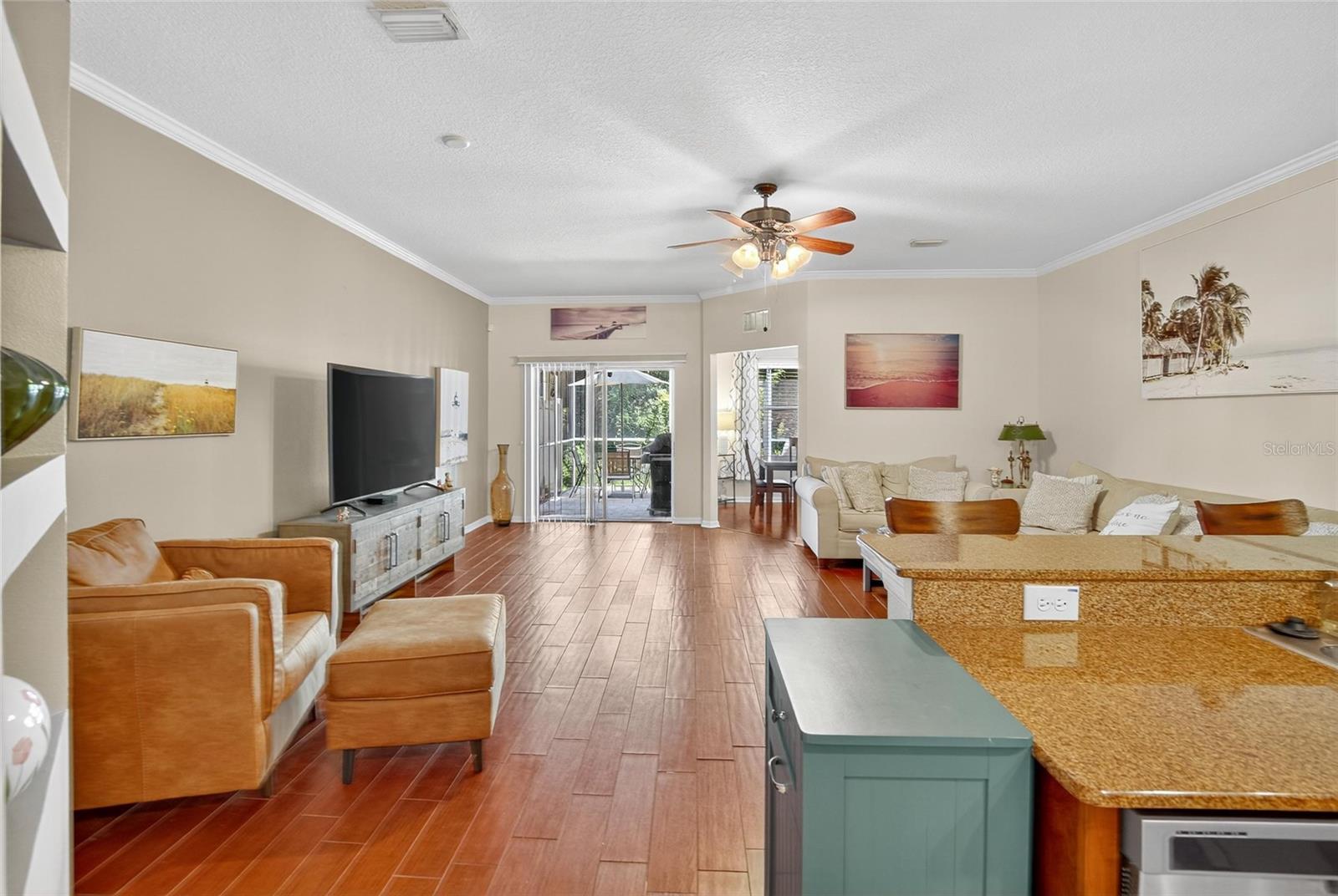 BALLANTRAE VILLAGE 01 - Residential