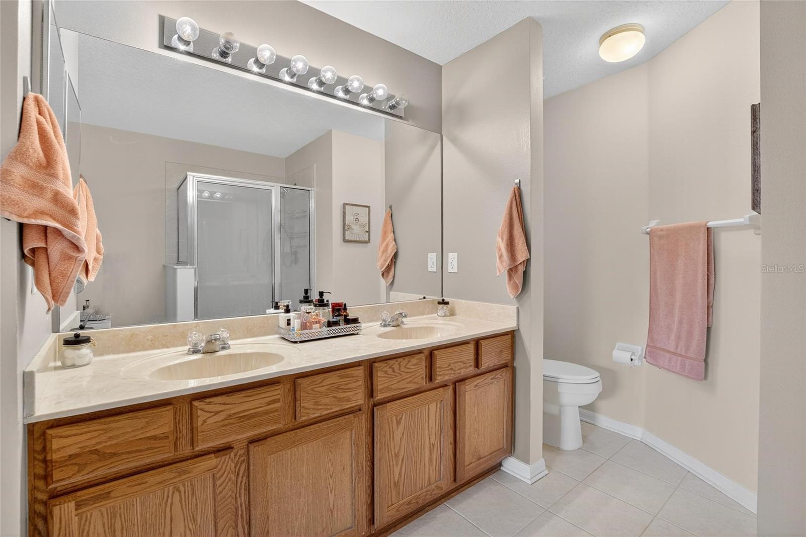 BALLANTRAE VILLAGE 01 - Residential