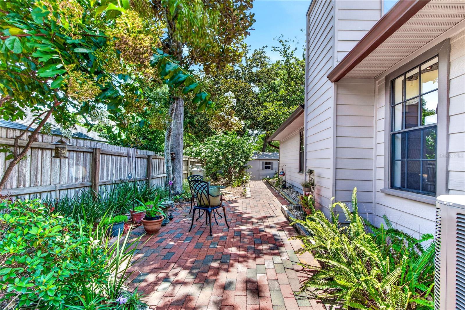CEDAR BEND - Residential