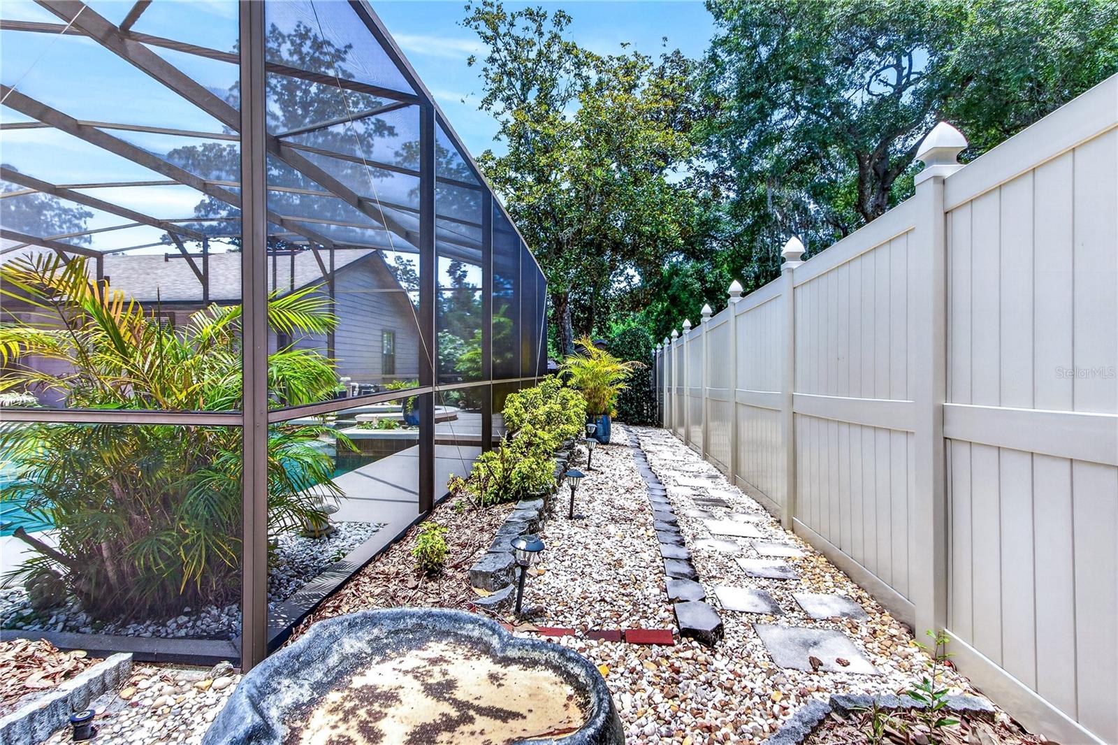 CEDAR BEND - Residential